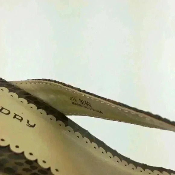 New CL Laundry Heels Sz 9 40 Jita Snakeskin Print - Picture 8 of 8